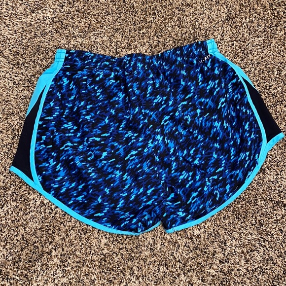 Nike Dri-Fit Running Shorts - Picture 2 of 2